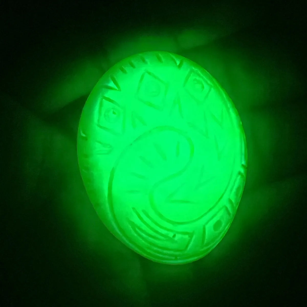 Glowing Heart of Te Fiti Necklace Pendant Glow in the Dark Jewellery Cosplay Unisex Gift Necklace