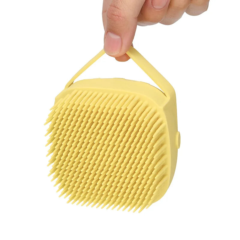 Silicone Pet Bath Brush with Built-In Soap Dispenser – Gentle Grooming for Dogs & Cats