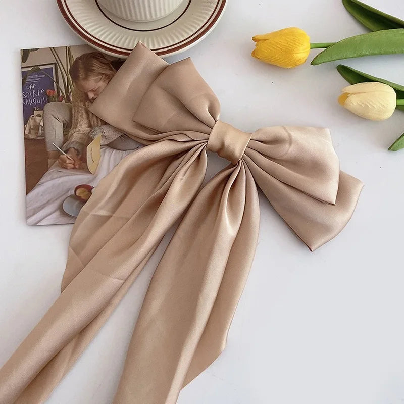 Elegant Large Satin Bow Hair Clip for Women and Girls Solid Colour Fashion Hair Accessory