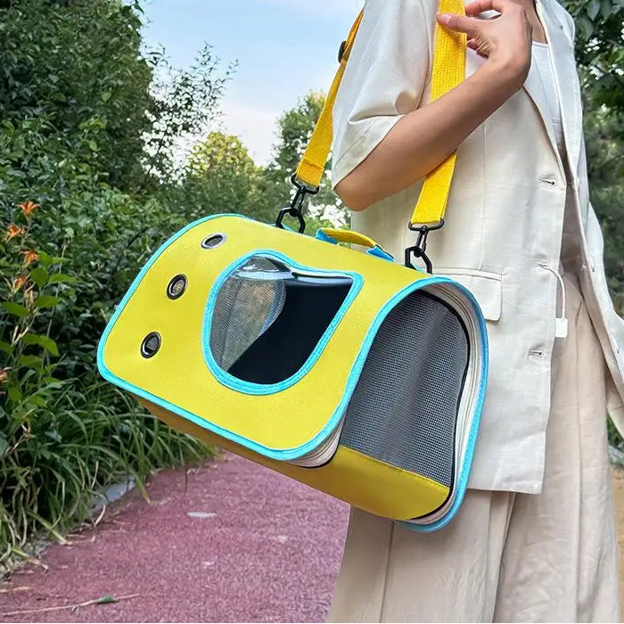 Portable Pet Carrier Bag for Small Dogs & Cats Outdoor Foldable Breathable Shoulder Bag Travel