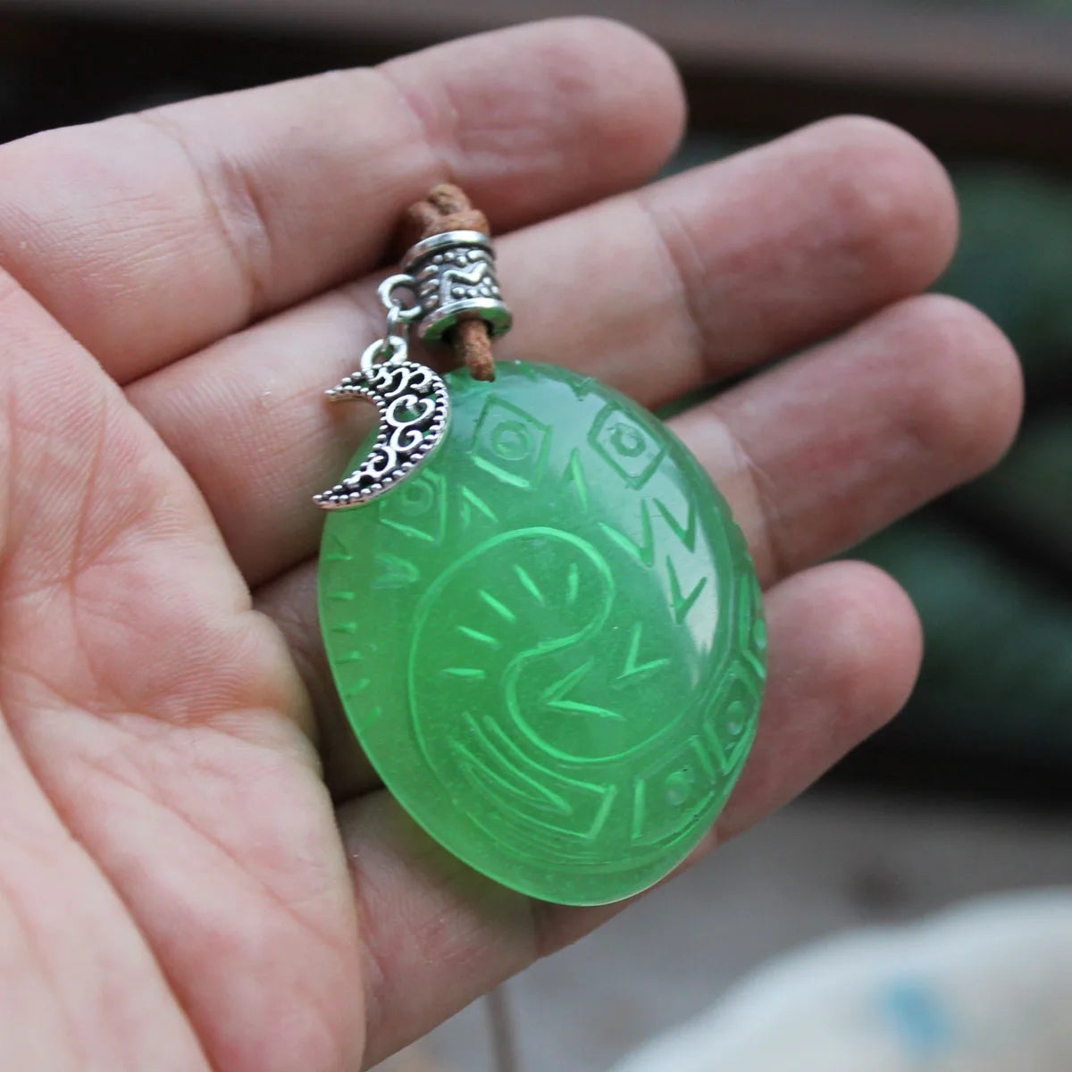 Glowing Heart of Te Fiti Necklace Pendant Glow in the Dark Jewellery Cosplay Unisex Gift Necklace