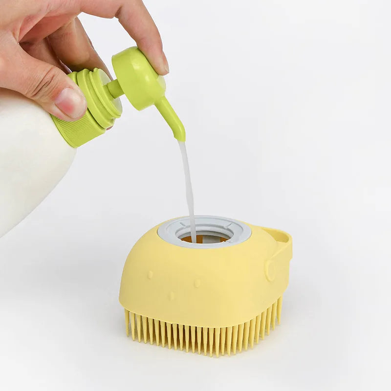 Silicone Pet Bath Brush with Built-In Soap Dispenser – Gentle Grooming for Dogs & Cats