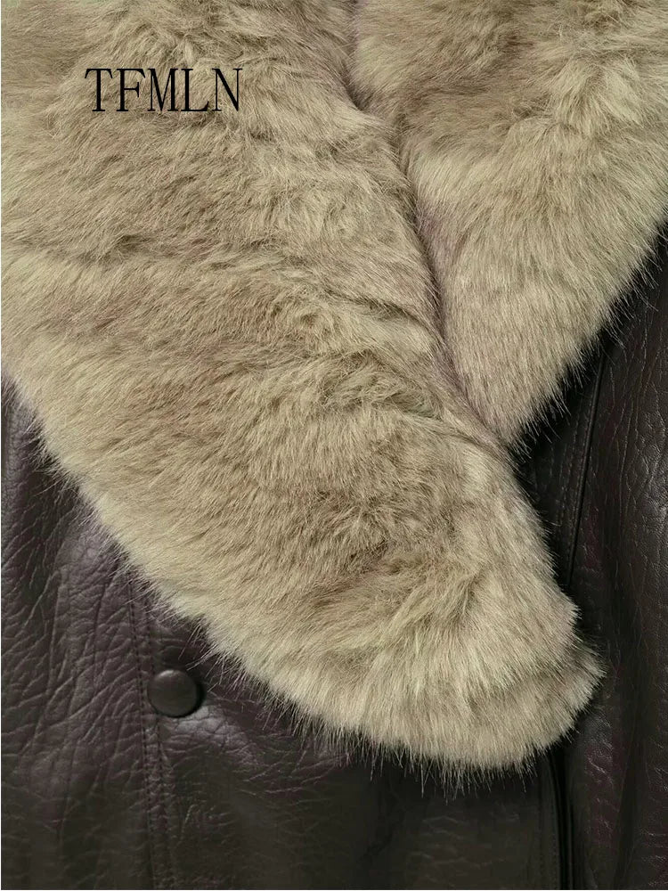 Autumn Winter Women’s Faux Leather Jacket Loose Double Breasted Coat with Fur Collar European Style